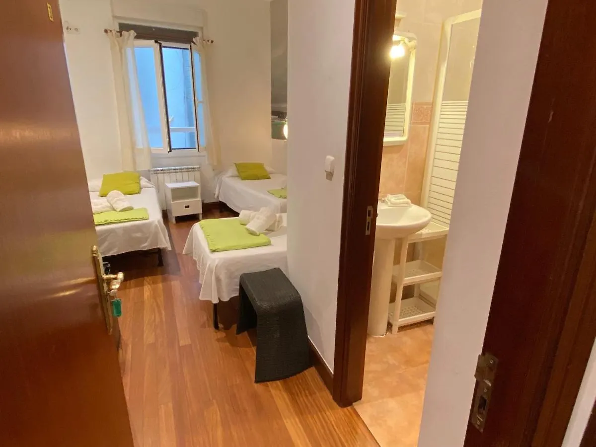 Pension Koxka Bi San Sebastian 0*,