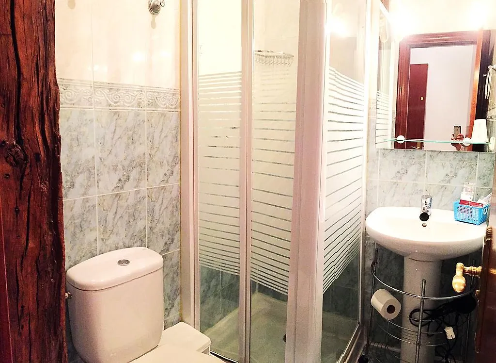 Pension Koxka Bi San Sebastian
