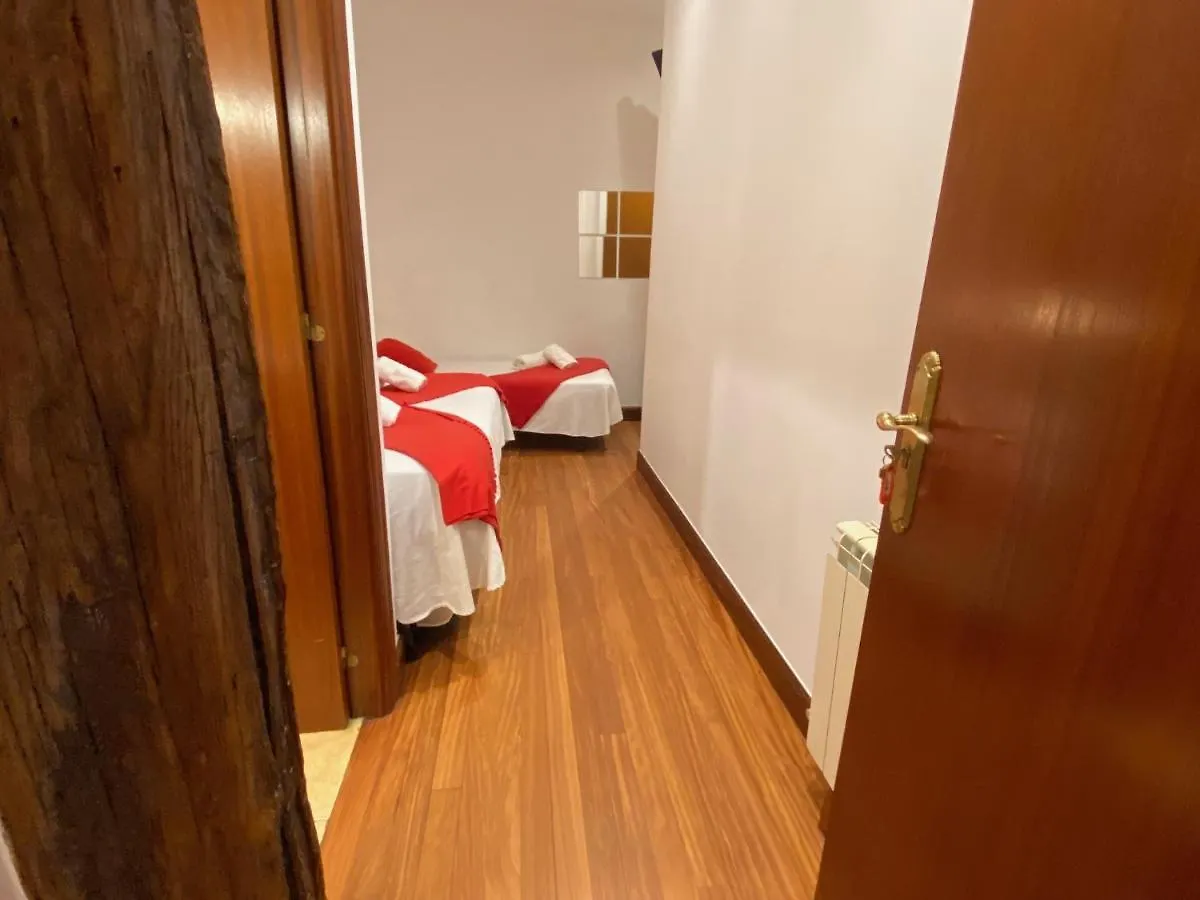 Pension Koxka Bi San Sebastian
