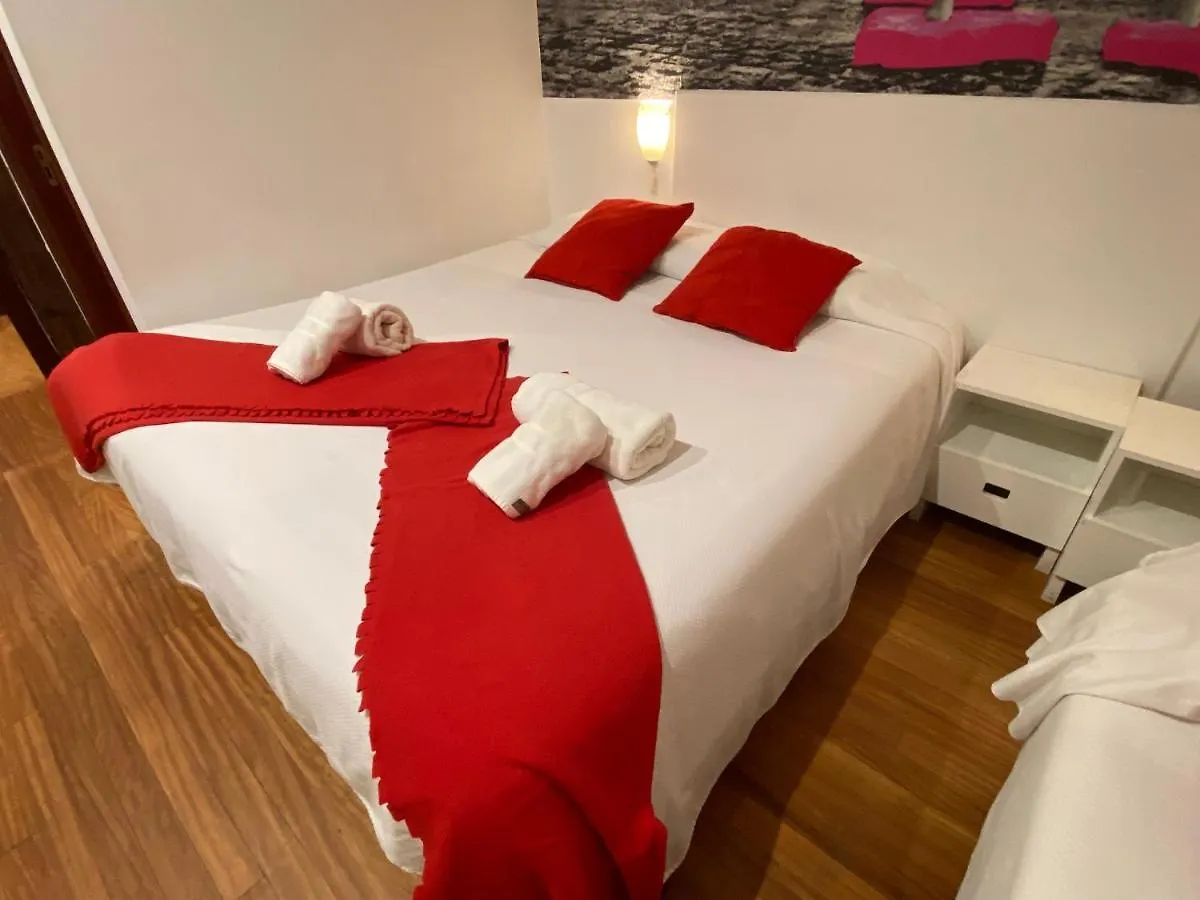 Pension Koxka Bi San Sebastian 0*,  Spain